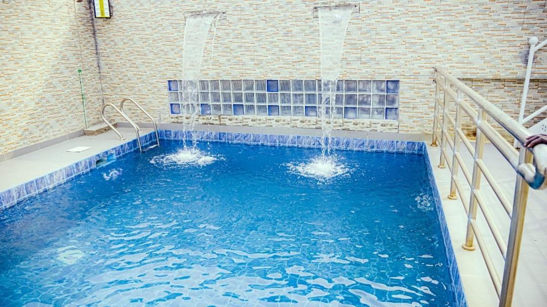 Cofe Hotel Yaoundé Buitenkant foto